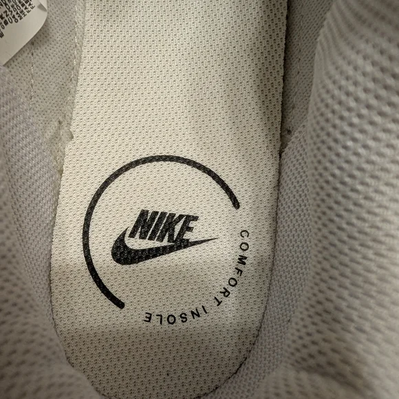 Nike Court Legacy Lift Platform Sneakers Size 7 MSRP $94.99 - Picture 10 of 11